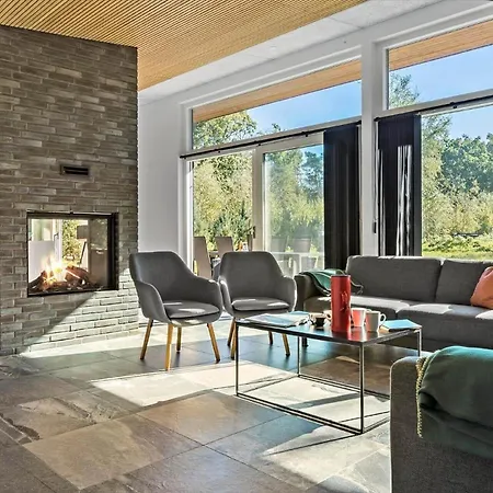 Semesterbostad 8244-knebel-metholmvej-20 *